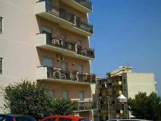 Da Clelia 2*